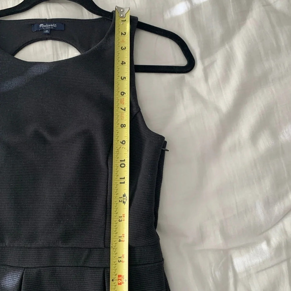 MADEWELL textured  fit and flare with back cut out, black sleeveless dress, 10 - Picture 7 of 16